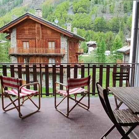 L'atelier Du Temps - Treinadan Apartment *